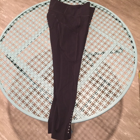 Sold Lululemon Fast & Free 7/8 Tight - Picture 8 of 8